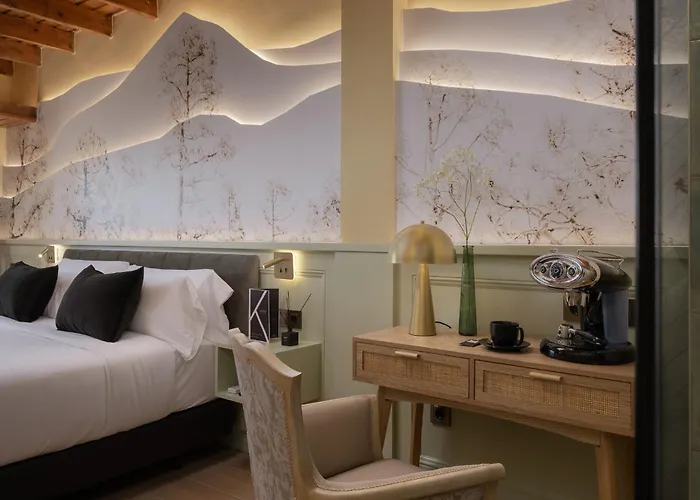 Karat El Nogal Boutique & Adults Only