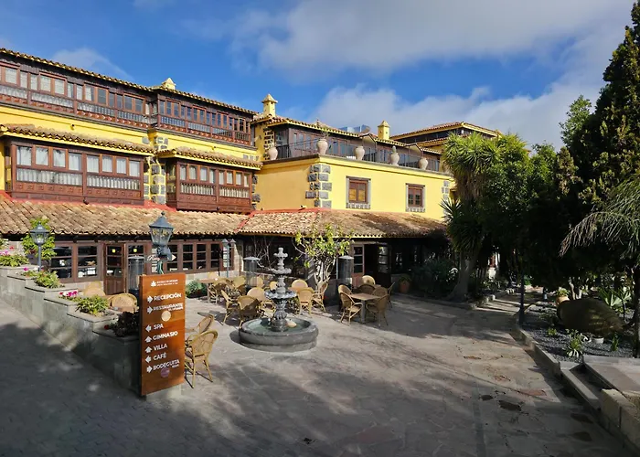 Karat El Nogal Boutique & Adults Only